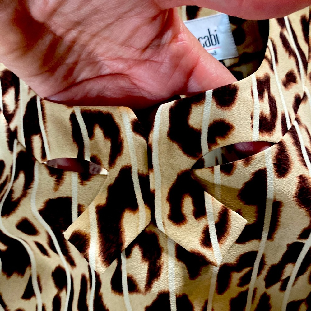 Cabi animal print sleeveless top - Picture 3 of 10